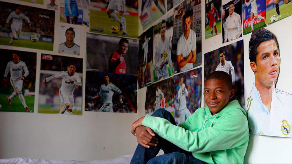 Kylian Mbappé Early Life & Childhood: Family, Bondy and His Football Beginnings